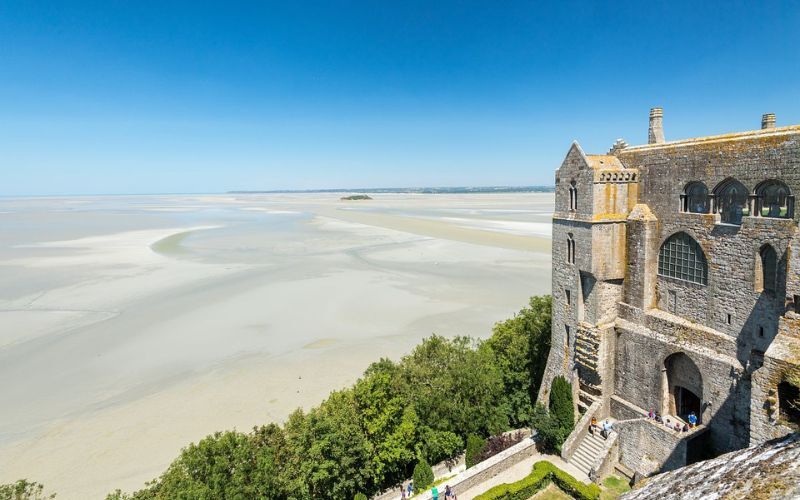 Point-de-vue-abbaye-mont-st-michel-Emmanuel-Berthier-photo