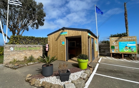 reception-et-entree-du-camping-duguesclin
