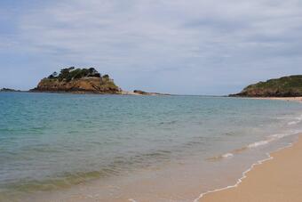 ©mChatelier - Anse Duguesclin à côté du Camping Duguesclin (1)