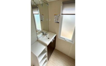 sdb-mobil-home-Emeraude-1-chambre-camping-duguesclin