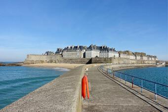 Saint-malo : Vue de la mer