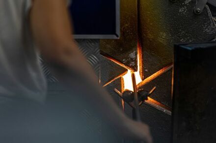 travail-du-verre-unsplash-carl-tronders