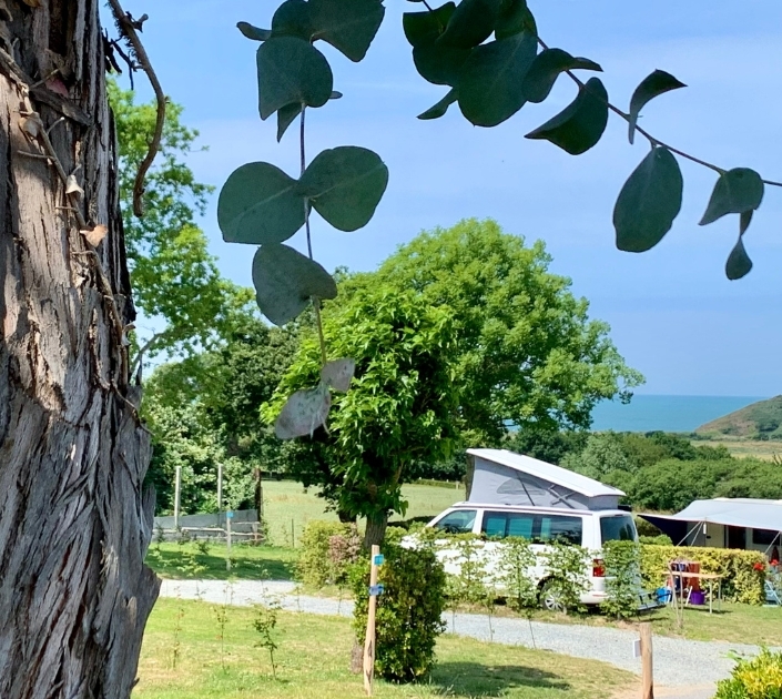vue-emplacement-et-mer-camping-cancale